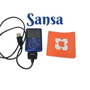 Sansa Fuze MP3 Player FM Radio , Voice Recorder Blue Small, Cord & Instructions